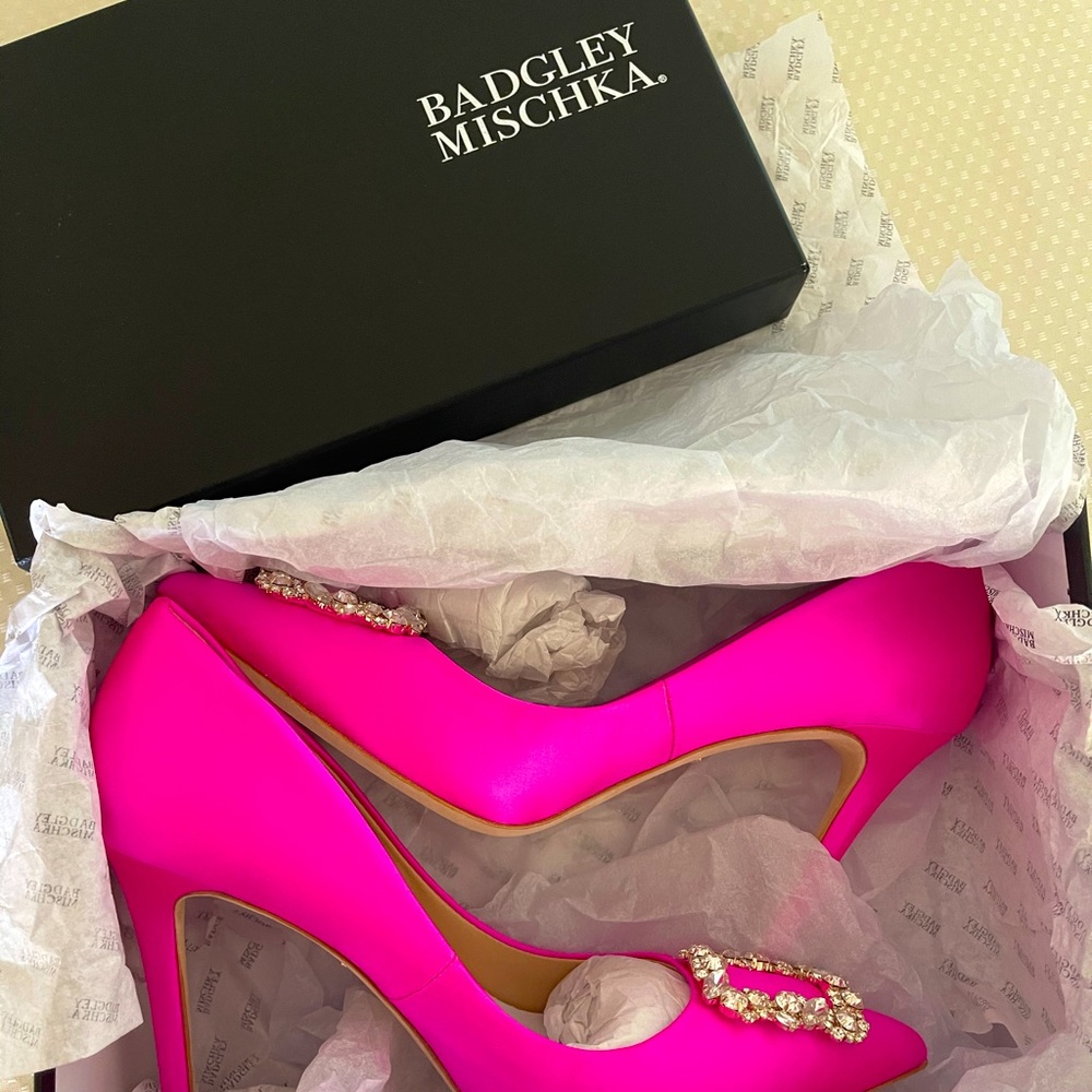 Cher Crystal Embellished Pump BADGLEY MISCHKA